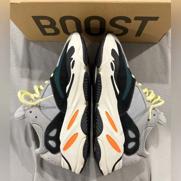 Adidas Yeezy Boost 700 ‘Wave Runner’ 2023. Men’s Size 8. 100% Authentic - Picture 2 of 15